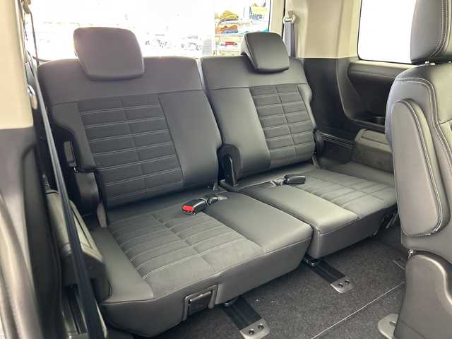 三菱 デリカＤ：５ シャモニー 愛知県 2025(令7)年 0.1千km 白Ⅱ 登録済未使用車/アルパイン１１型カーナビ　ビッグX11/・AppleCarPlay/AndroidAuto/・Bluetooth/・CD/DVD/・HDMI入力/・USB入力/全方位カメラ/両側パワースライドドア/ステアリングヒーター/フルセグ/レーダークルーズコントロール/スペアキー１本/運転席パワーシート/前席シートヒーター/パワーバックドア/LEDオートライト・オートハイビーム/衝突被害軽減ブレーキシステム/車線逸脱警報システム/後側方車両検知警報システム（レーンチェンジアシスト機能付）/誤発進抑制機能（前進時）/後退時交差車両検知警報システム/純正アルミホイール/取扱説明書/保証書