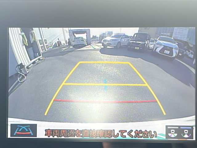 トヨタ アクア X 三重県 2022(令4)年 4.1万km プラチナホワイトパールマイカ 純正ディスプレイオーディオ/Bluetooth、Miracast/プリクラッシュセーフティ/レーントレーシングアラート/パーキングサポートブレーキ/ロードサインアシスト/クリアランスソナー/オートマチックハイビーム/ビルトインETC/バックカメラ/スマートキー/プッシュスタート/オートライト/LEDヘッドライト/フロアマット/ドアバイザー/禁煙車