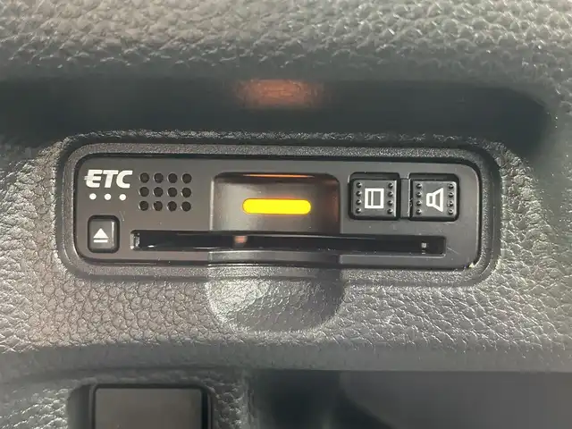 ホンダ Ｎ ＢＯＸ カスタム G L ホンダセンシング 福岡県 2019(令1)年 4.8万km プラチナホワイトパール ワンオーナー/純正ディーラーナビ/（Gathers:VXM-194VFi）/Bluetooth対応/フルセグTV/FM/AM/CD/DVD/クルーズコントロール/バックカメラ/ドライブレコーダー（前方）/片側パワースライドドア/ビルトインETC/アイドリングストップ/ドアバイザー/純正フロアマット/純正アルミホイール/プッシュスタート/保証書/取扱説明書/スペアキー/スマートキー