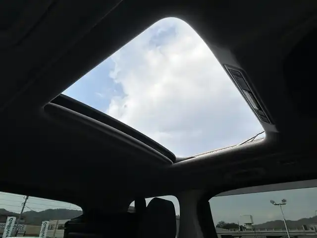 トヨタ ヴェルファイア Z Aエディション 広島県 2019(平31)年 8.6万km ホワイトパールクリスタルシャイン サンルーフ/モデリスタエアロ/アルパインナビ/　「Bluetooth/ワンセグ/CD/DVD」/デジタルインナーミラー/アルパイン後席モニター/バックカメラ/レーダークルーズコントロール/トヨタセーフティーセンス/衝突軽減ブレーキシステム/電動パーキングブレーキ/両側パワースライドドア/オートマチックハイビーム/LEDヘッドライト/ＥＴＣ/ドアバイザ-/スマートキー/プッシュスタート/保証書/取扱説明書