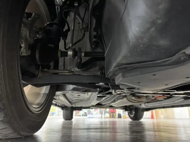 トヨタ ライズ Z 愛知県 2022(令4)年 4.1万km ブラックマイカメタリック/シャイニングホワイトパール ハイブリッド/FF/フロアCVT/純正 9インチディスプレイオーディオ/（FM/AM/TV/Bluetooth/USB/iPod/HDMI/CarPlay/AndroidAuto）/【OP】パノラミックビューモニター/TRDエアロキット（F/S/R下）/ドライブレコーダー 前後/ETC/スマートアシスト/・衝突警報機能/・衝突回避支援ブレーキ/・車線逸脱警報機能/・ふらつき警報/・レーンキープコントロール［LKC］/・アダプティブクルーズコントロール/・コーナーセンサー（前後）/・標識表示機能/・先行車発進お知らせ機能/・【OP】ブラインドスポットモニター[BSM]＋リヤクロストラフィックアラート［RCTA］/装備/・シートヒーター（D/N）/・オートエアコン/・プッシュスタート/・オートライト/・LEDヘッドランプ＋クリアランスランプ/・前後フォグランプ/・ステアリングスイッチ/・電子パーキングブレーキ/・ブレーキホールド/・電動格納ドアミラー/・パワーステアリング/パワーウインドウ/・純正17inAW/・保/取/ナビ取/・予備スマートキーx1