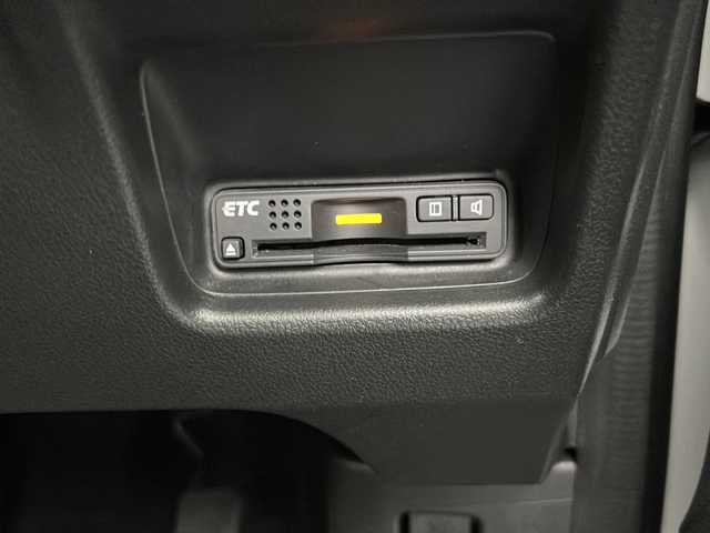 ホンダ ＣＲ－Ｖ 24G レザーパッケージ 岐阜県 2013(平25)年 7.8万km ホワイトオーキッドパール ４WD/純正HDDナビゲーション/AM/FM/CD/DVD/TV/バックカメラ/D席・N席シートヒーター/D席パワーシート/本革シート/純正17インチアルミホイール/スマートキー/スペアキー/横滑り防止装置/ドアバイザー/純正フロアマット/トノカバー/ビルトインETC/HIDヘッドライト/フォグライト/ミラーウィンカー/スペアタイヤ