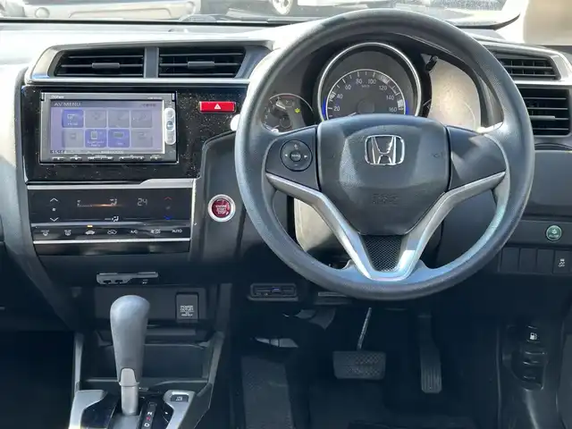 ホンダ フィット 13G Sパッケージ 愛知県 2015(平27)年 7.8万km プレミアムホワイトパール スマートキー/プッシュスタート/純正ナビ/バックカメラ/HIDヘッドライト/ETC/取説、保証書