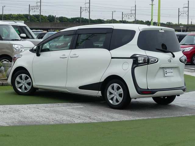 トヨタ シエンタ G 千葉県 2019(平31)年 5.6万km ホワイトパールクリスタルシャイン Toyota Safety Sense/・プリクラッシュセーフティ/・レーンディパーチャーアラート/・オートハイビーム/両側パワースライドドア/純正SDナビ/地デジTV/【DVD/CD再生機能　Bluetooth接続】/パノラミックビューモニター/ドライブレコーダー（前後撮影）【TZ-D205W】/革巻きステアリング/ステアリングヒーター/ステアリングスイッチ/前席シートヒーター/ETC/社外LEDヘッドライト/スマートキー