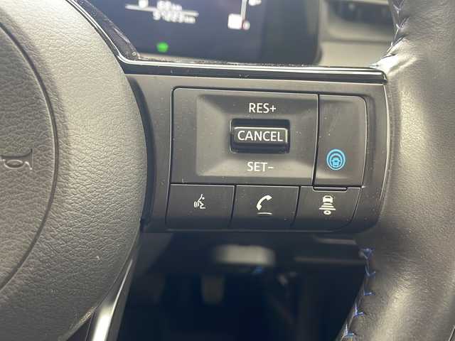 日産 ノート オーテック 沖縄県 2021(令3)年 5.8万km 黒 純正ナビ９インチナビ/　【フルセグＴＶ　Ｂｌｕｅｔｏｏｔｈ　ＨＤＭＩ　ＵＳＢ】/アラウンドビューモニター/プロパイロット/ビルトインＥＴＣ/純正ドライブレコーダー前方/デジタルインナーミラー/レザーシート/電動パーキングブレーキ/純正オーテックアルミホイール/置くだけ充電/スマートキー