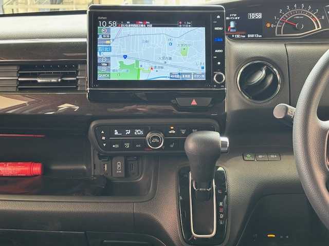 ホンダ Ｎ ＢＯＸ カスタム G L ホンダセンシング 埼玉県 2020(令2)年 1.9万km プラチナホワイトパール ホンダセンシング/純正ナビ8インチナビ/　　CD/DVD/フルセグ/USB/バックカメラ/両側パワースライドドア/レーダークルーズコントロール/LEDヘッドライト/シートヒーター/純正14インチアルミホイール/スマートキー2本/プッシュスタート/アイドリングストップ/ビルトインETC/禁煙車