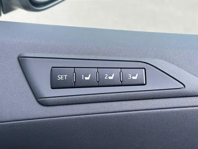 トヨタ アルファード S Cパッケージ 宮城県 2022(令4)年 1.9万km ホワイトパールクリスタルシャイン ツインムーンルーフ/デジタルインナーミラー/ブラインドスポットモニター/パーキングサポートブレーキ（後方接近車両）/スペアタイヤ/＝＝＝/セーフティセンス/・プリクラッシュセーフティ/・レーントレーシングアシスト/・ロードサインアシスト/・アダプティブハイビームシステム/・レーダークルーズコントロール（全車速追従機能付）/パーキングサポートブレーキ（前後方静止物）/純正12インチフリップダウンモニター/9インチディスプレイオーディオ/・ナビ機能付/・CD/DVDデッキ/・Bluetooth/バックカメラ/ビルトインETC/AC100V/100Wコンセント/パワーバックドア/両側パワースライドドア/合皮シート/シートヒーター/ベンチレーション/パワーシート（運転席メモリー機能付）/ウッドコンビステアリング/ステアリングヒーター/電動パーキングブレーキ/ブレーキホールド/3眼LEDヘッドランプ/スマートキー＆プッシュスタート/純正18インチAW/フロアマット/W/サイド/カーテンエアバッグ