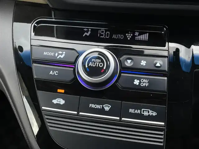 ホンダ フリード ハイブリット G ホンダセンシング 福岡県 2018(平30)年 5.8万km プレミアムスパークルブラックパール 社外7型SDナビ(フルセグTV/CD/DVD/BT)バックモニタホンダセンシング両側電動パワスラレーダークルコンETC純正LEDヘッドライトプッシュスタートスマートキー