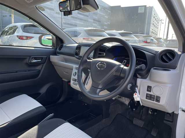 ダイハツ ミラ イース X SAⅢ 千葉県 2020(令2)年 1.6万km ホワイト スマートアシストIII/・衝突軽減ブレーキ/・誤発進抑制機能/・車線逸脱警報/・オートマチックハイビーム/社外SDナビ【MDV-D206BT】/キーレスキー/社外ドライブレコーダー/社外ETC/前後コーナーセンサー/ヘッドライトレベライザー/ドアバイザー