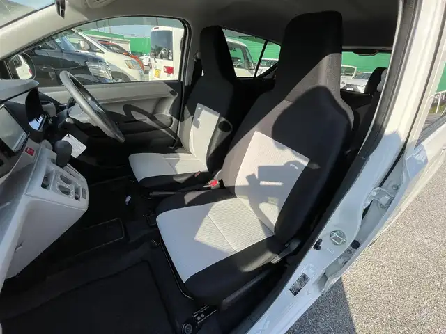 ダイハツ ミラ イース X SAⅢ 千葉県 2020(令2)年 1.6万km ホワイト スマートアシストIII/・衝突軽減ブレーキ/・誤発進抑制機能/・車線逸脱警報/・オートマチックハイビーム/社外SDナビ【MDV-D206BT】/キーレスキー/社外ドライブレコーダー/社外ETC/前後コーナーセンサー/ヘッドライトレベライザー/ドアバイザー