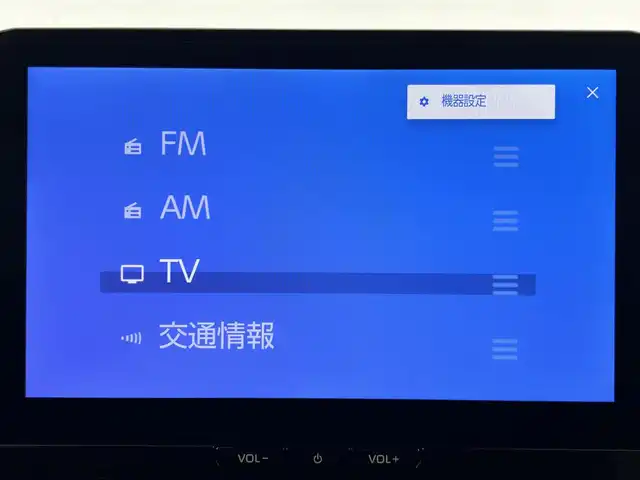 トヨタ カローラ クロス ハイブリッド Z 大阪府 2025(令7)年 0.1万km未満 プラチナホワイトパールマイカ トヨタセーフティセンス/　・プリクラッシュセーフティ/　・レーントレーシングアシスト/　・オートマチックハイビーム/　・レーダークルーズコントロール/純正ディスプレイオーディオ/　BT/フルセグTV/AppleCarPlay/パノラミックビューモニター/バックカメラ/パワーバックドア/LEDオートライト/フォグランプ/ハーフレザーシート/パワーシート/シートヒーター/純正18インチアルミホイール/クリアランスソナー/スマートキー/ETC2.0