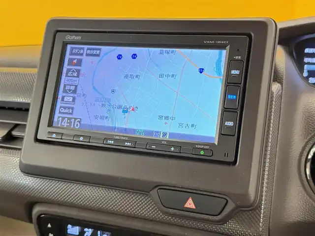 ホンダ Ｎ ＢＯＸ G ホンダセンシング 群馬県 2018(平30)年 7.5万km モーニングミストブルーM 純正ナビ/（AM/FM/CD/USB/BT）/バックカメラ/ビルトインETC/アイドリングスイッチ/Honda SENSING/　・衝突軽減ブレーキ〈CMBS〉/　・誤発進抑制機能/　・歩行者事故低減ステアリング/　・路外逸脱抑制機能/　・ACC〈アダプティブ・クルーズ・コントロール〉/　・LKAS〈車線維持支援システム〉/　・先行車発進お知らせ機能/　・標識認識機能/　・後方誤発進抑制機能/ステアリングスイッチ/両側スライドドア/オートライト/USB挿入口/電動格納ミラー/スマートキー/スペアキー
