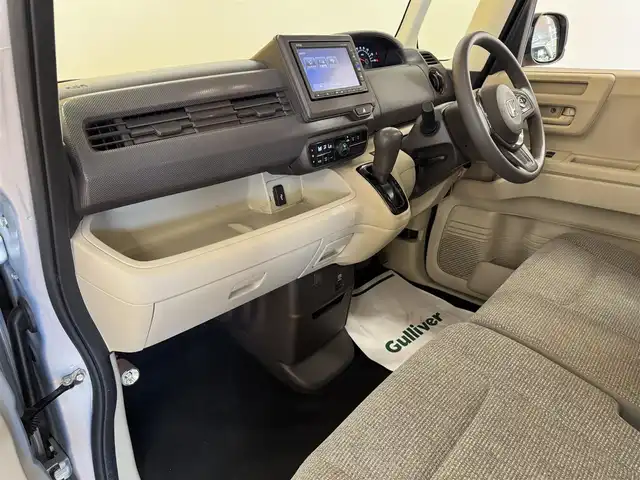 ホンダ Ｎ ＢＯＸ G ホンダセンシング 群馬県 2018(平30)年 7.5万km モーニングミストブルーM 純正ナビ/（AM/FM/CD/USB/BT）/バックカメラ/ビルトインETC/アイドリングスイッチ/Honda SENSING/　・衝突軽減ブレーキ〈CMBS〉/　・誤発進抑制機能/　・歩行者事故低減ステアリング/　・路外逸脱抑制機能/　・ACC〈アダプティブ・クルーズ・コントロール〉/　・LKAS〈車線維持支援システム〉/　・先行車発進お知らせ機能/　・標識認識機能/　・後方誤発進抑制機能/ステアリングスイッチ/両側スライドドア/オートライト/USB挿入口/電動格納ミラー/スマートキー/スペアキー