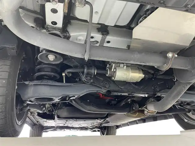 レクサス ＲＸ 450h Fスポーツ 宮城県 2016(平28)年 4.7万km ホワイトノーヴァガラスフレーク ムーンルーフ　/ＴＲＤエアロ／４本出マフラー　/三眼ＬＥＤヘッドランプ　/シーケンシャルターンランプ　/パワーバックドア　/ＨＵＤ　/レクサスセーフティ　/追従クルーズ　/黒革シート/シートヒーター/シートベンチレーション/ステアリングヒーター/ETC2.0/純正２０インチＡＷ　/メーカーナビ/フルセグTV/禁煙