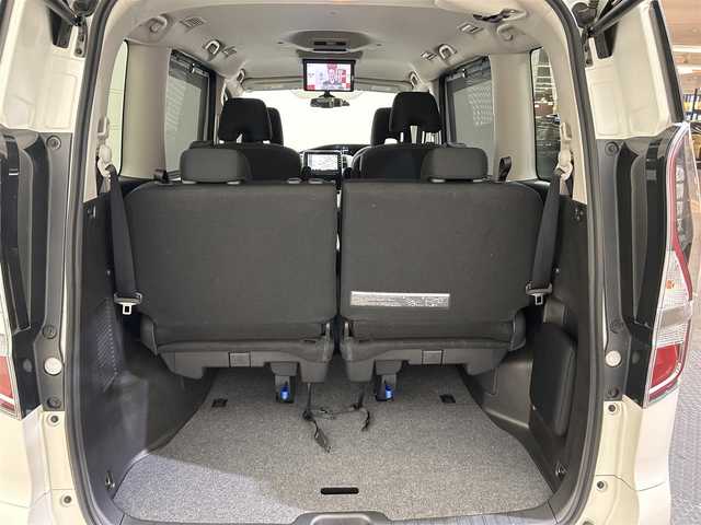 日産 セレナ e－パワー ハイウェイスター V 愛媛県 2020(令2)年 2.2万km ホワイト 純正10インチナビ/フルセグTV/Bluetooth/DVD/ブルーレイ再生可/アラウンドビューモニター/フリップダウンモニター/エマージェンシーブレーキ/クルーズコントロール/両側パワースライドドア /純正フロントドライブレコーダー【DJ4-D】/スタッドレスタイヤ積込