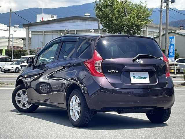 日産 ノート X FOUR 長野県 2014(平26)年 5.3万km オーロラモーヴ ４WD/ワンオーナー/社外SDナビ/(AVIC-MRZ099)/（DVD/CD/Bluetooth/SD）/フルセグTV/アラウンドビューモニター/スペアキー/バニティミラー/ETC/プッシュスタート/ハロゲンヘッドライト/純正フロアマット/電動格納ミラー/取説・保証書