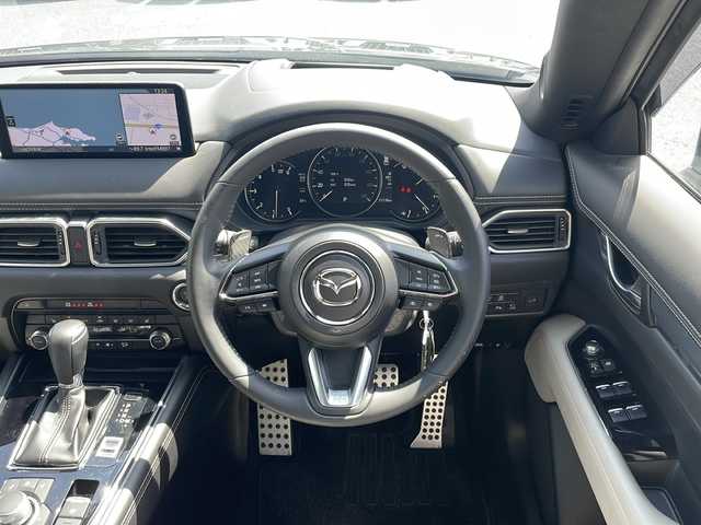 マツダ ＣＸ－８ XD グランドジャーニー 千葉県 2023(令5)年 1.8万km ジェットブラックマイカ ナビ 全方位カメラ フリップダウンモニター 電動シート 温シート ステアヒーター パドルシフト ワイヤレス充電 オートエグゼリアスポイラー オートエグゼマフラー レッドキャリパー 19インチAW