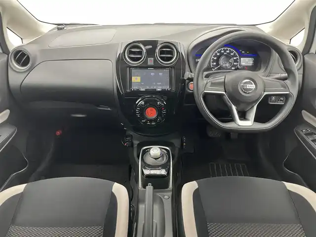 日産 ノート e－パワー X 石川県 2017(平29)年 7.7万km ブリリアントホワイトパール 社外ナビ/ミラー一体型ドラレコ/バックカメラ/Bluetooth/ETC/衝突被害軽減ブレーキ/オートライト/エンジンスタートボタン/スマートキー/禁煙車