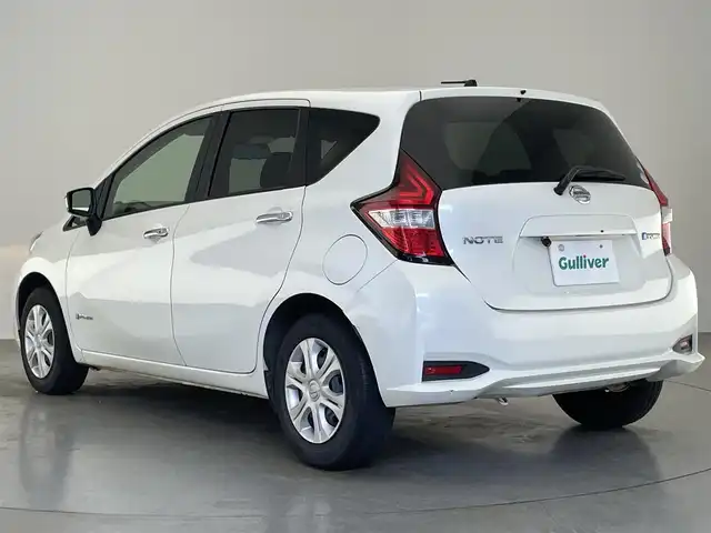 日産 ノート e－パワー X 石川県 2017(平29)年 7.7万km ブリリアントホワイトパール 社外ナビ/ミラー一体型ドラレコ/バックカメラ/Bluetooth/ETC/衝突被害軽減ブレーキ/オートライト/エンジンスタートボタン/スマートキー/禁煙車