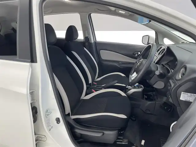 日産 ノート e－パワー X 石川県 2017(平29)年 7.7万km ブリリアントホワイトパール 社外ナビ/ミラー一体型ドラレコ/バックカメラ/Bluetooth/ETC/衝突被害軽減ブレーキ/オートライト/エンジンスタートボタン/スマートキー/禁煙車