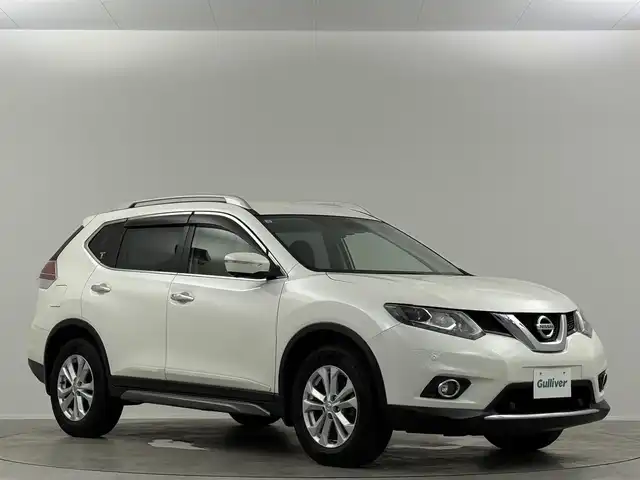 日産 エクストレイル 20X エマージェンシーブレーキ 埼玉県 2014(平26)年 5.6万km ブリリアントホワイトパール 純正ナビ　フルセグＴＶ　アラウンドビューモニター　カプロンシート　クルーズコントロール　ＬＥＤヘッドライト　シートヒーター　パワーバックドア　ドライブレコーダー　ダウンヒルアシスト　ＥＴＣ　禁煙
