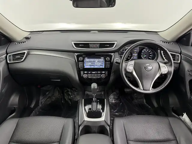 日産 エクストレイル 20X エマージェンシーブレーキ 埼玉県 2014(平26)年 5.6万km ブリリアントホワイトパール 純正ナビ　フルセグＴＶ　アラウンドビューモニター　カプロンシート　クルーズコントロール　ＬＥＤヘッドライト　シートヒーター　パワーバックドア　ドライブレコーダー　ダウンヒルアシスト　ＥＴＣ　禁煙