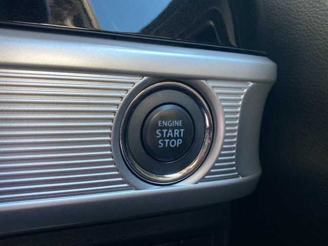 スズキ スペーシア カスタム HYBRID GS 愛媛県 2019(平31)年 1.9万km ピュアホワイトP 純正ナビ(CN-E310D)/・CD/ワンセグ/Bluetooth /片側パワースライドドア  /前方ドライブレコーダー /運転席シートヒーター /衝突軽減ブレーキ /レーンキープアシスト /コーナーセンサー/アイドリングストップ /LEDオートライト/2列目サンシェード/電動格納ミラー