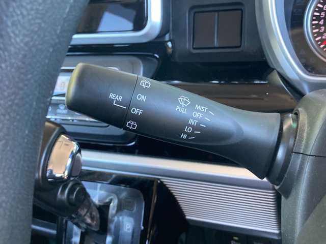 スズキ スペーシア カスタム HYBRID GS 愛媛県 2019(平31)年 1.9万km ピュアホワイトP 純正ナビ(CN-E310D)/・CD/ワンセグ/Bluetooth /片側パワースライドドア  /前方ドライブレコーダー /運転席シートヒーター /衝突軽減ブレーキ /レーンキープアシスト /コーナーセンサー/アイドリングストップ /LEDオートライト/2列目サンシェード/電動格納ミラー