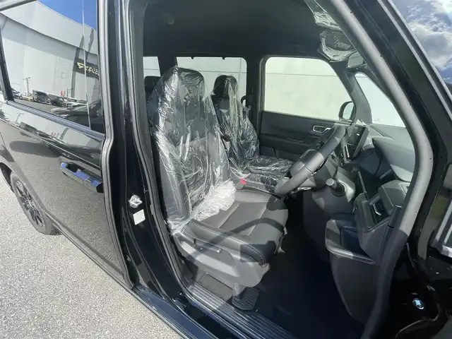 ホンダ ステップワゴン スパーダ eHEV 千葉県 2025(令7)年 0.1千km クリスタルブラックパール 登録済未使用車/・登録時走行距離７km/ホンダセンシング/・衝突軽減ブレーキ/レーンキープアシスト/・レーダークルーズコントロール/オートハイビーム/・ブラインドスポットモニター/クリアランスソナー/11.4インチナビHonda CONNECTナビ/・フルセグ/BT/DVD/CD/USB/カープレイ/バックカメラ/ステアリングスイッチ/パドルシフト/ハーフレザーシート/シートヒーター(D/N席)/両側パワースライドドア/パワーバックドア/LEDヘッドライト/オートライト/フォグライト/スマートキー/プッシュスタート/純正16インチAW