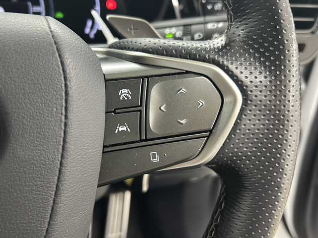 レクサス ＮＸ 350h Fスポーツ 長崎県 2022(令4)年 6.6万km ホワイトノーヴァガラスフレーク Lexus Safety System ＋/・プリクラッシュセーフティ/・レーダークルーズコントロール/・発進遅れ告知機能/・フロントクロストラフィックアラート/・ドライバー異常時対応システム/・レーンチェンジアシスト/・オートハイビーム/・アダプティブハイビームシステム/Fスポーツ専用白黒ツートンレザーシート/シートメモリ付パワーシート/純正14インチディスプレイオーディオ/・AM/FM/フルセグTV/BTオーディオ/CarPlay/デジタルインナーミラー/ブラインドスポットモニター/電子制御パーキング/オートホールド/おくだけ充電/パドルシフト/前席シートベンチレーション/ステアリングヒーター/パワーバックドア/ETC2.0/前後ドライブレコーダー/純正20インチAW/LEDヘッドライト/保証書/取扱説明書/スペアキー
