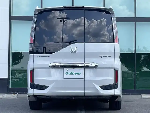 ホンダ ステップワゴン スパーダ ホンダセンシング 和歌山県 2018(平30)年 5.7万km プラチナホワイトパール 純正ナビ/フルセグTV/HDMI/バックカメラ/衝突軽減ブレーキ/アダプティブクルーズコントロール/レーンキープアシスト/両側パワースライドドア/純正フロアマット/ビルトインETC/純正アルミホイール/LEDヘッドライト