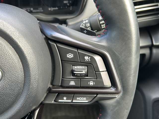 スバル レヴォーグ 1．8STIスポーツ EX 石川県 2021(令3)年 6.7万km クリスタルホワイトP 4WD/ワンオーナー/アイサイトセーフティプラス/・リアビークルディティクション/・デジタルマルチビューモニター/・エマージェンシーレーンキープアシスト/・アダプティブドライビングビーム/アイサイトコアテクノロジー/・プリクラッシュブレーキ/・前側方、緊急時プリクラッシュステアリング/・前車速追従式クルーズコントロール/・後退時ブレーキアシスト/・車線逸脱警報/抑制機能/・ツーリングアシスト/アイサイトEXテクノロジー/・渋滞時ハンズオフアシスト/・アクティブレーンチェンジアシスト/純正メモリーナビゲーション/【Bluetooth・フルセグTV・CD・DVD・Aux・ipod】/バックカメラ/左フロントカメラ/LEDヘッドライト/・オートライト/・フォグランプ/ステアリングリモコン/・パドルシフト/エンジンプッシュスタート/・スマートキー/・スペアキー/ビルトインETC/電動リアゲート/全席シートヒーター/前席パワーシート/純正AWスタッドレスタイヤ車載/純正フロアマット/保証書/取扱説明書