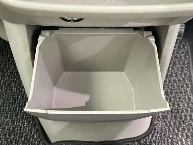 日産 ルークス X 鹿児島県 2021(令3)年 6.7万km スターリングシルバーM 禁煙車　/ナビ　/全方位カメラ　/ＥＴＣ　/片側パワースライドドア　/オートライト　/前後コーナーセンサー　/ドライブレコーダー　/純正フロアマット　/自動防眩式インナーミラー　/ヘッドライトレベライザー　/電格ミラー