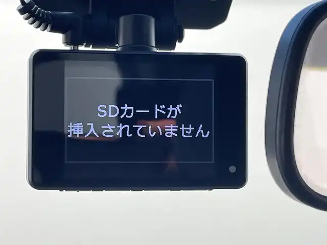 日産 エルグランド 250ハイウェイスターS 熊本県 2018(平30)年 3万km ブリリアントホワイトパール 社外ナビAVN133MRC（ＣＤ・ワンセグ・AM・FM）/バックカメラ　/社外前方ドライブレコーダー　/ビルトインＥＴＣ　/両側パワースライドドア　/クルーズコントロール　/横滑り防止　/助手席・2列目オットマン　/社外フロアマット　/純正１８インチＡＷ/ハーフレザーシート/オートライト/LEDヘッドライト/フォグランプ/スマートキー/プッシュスタート