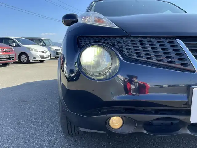 日産 ジューク 15RX タイプV 佐賀県 2013(平25)年 8.4万km サファイアブラック ワンオーナー/純正SDナビゲーション/・フルセグTV/CD/SD/Bluetooth/バックカメラ/ISOFIX対応/革巻きステアリング/純正キセノンヘッドライト/純正フォグランプ/純正フロアマット/純正ドアバイザ―/取扱説明書