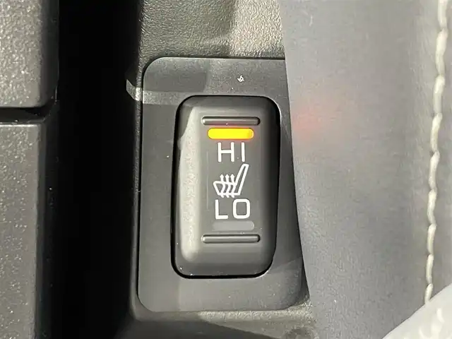 三菱 デリカＤ：５ シャモニー 愛知県 2025(令7)年 0.1千km ホワイトダイヤモンド 登録済未使用車/純正１１インチナビ/アラウンドビューモニター/両側パワースライドドア/レーダークルーズコントロール/衝突軽減ブレーキ/ブラインドスポットモニター/車線逸脱警報/パワーバックドア/パドルシフト/電動パーキングブレーキ/ブレーキホールド/ハーフレザー/パワーシート/シートヒーター/ハンドルヒーター/AV100Vコンセント/アクセサリーソケット/USB＆HDMI入力端子/アイドリングストップ/ＬＥＤヘッドライト/純正18インチアルミホイール