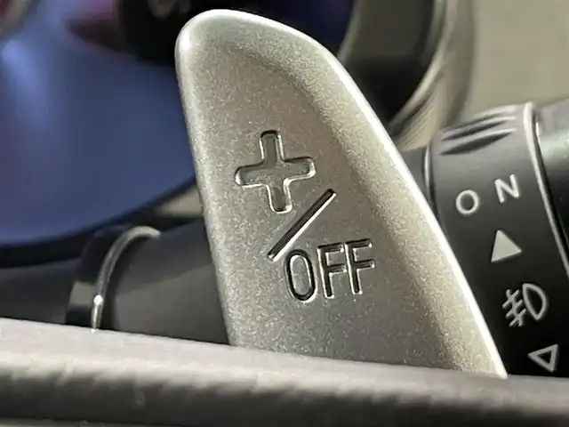 三菱 デリカＤ：５ シャモニー 愛知県 2025(令7)年 0.1千km ホワイトダイヤモンド 登録済未使用車/純正１１インチナビ/アラウンドビューモニター/両側パワースライドドア/レーダークルーズコントロール/衝突軽減ブレーキ/ブラインドスポットモニター/車線逸脱警報/パワーバックドア/パドルシフト/電動パーキングブレーキ/ブレーキホールド/ハーフレザー/パワーシート/シートヒーター/ハンドルヒーター/AV100Vコンセント/アクセサリーソケット/USB＆HDMI入力端子/アイドリングストップ/ＬＥＤヘッドライト/純正18インチアルミホイール