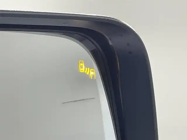 三菱 デリカＤ：５ シャモニー 愛知県 2025(令7)年 0.1千km ホワイトダイヤモンド 登録済未使用車/純正１１インチナビ/アラウンドビューモニター/両側パワースライドドア/レーダークルーズコントロール/衝突軽減ブレーキ/ブラインドスポットモニター/車線逸脱警報/パワーバックドア/パドルシフト/電動パーキングブレーキ/ブレーキホールド/ハーフレザー/パワーシート/シートヒーター/ハンドルヒーター/AV100Vコンセント/アクセサリーソケット/USB＆HDMI入力端子/アイドリングストップ/ＬＥＤヘッドライト/純正18インチアルミホイール