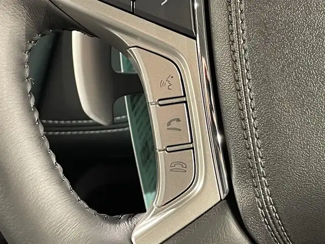 三菱 デリカＤ：５ シャモニー 愛知県 2025(令7)年 0.1千km ホワイトダイヤモンド 登録済未使用車/純正１１インチナビ/アラウンドビューモニター/両側パワースライドドア/レーダークルーズコントロール/衝突軽減ブレーキ/ブラインドスポットモニター/車線逸脱警報/パワーバックドア/パドルシフト/電動パーキングブレーキ/ブレーキホールド/ハーフレザー/パワーシート/シートヒーター/ハンドルヒーター/AV100Vコンセント/アクセサリーソケット/USB＆HDMI入力端子/アイドリングストップ/ＬＥＤヘッドライト/純正18インチアルミホイール