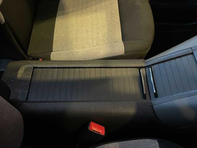 シトロエン ベルランゴ シャイン 愛知県 2020(令2)年 4.4万km サーブル 純正ナビ/フルセグTV/ディスプレイオーディオ/360度カメラ/AppleCarPlay/ガラスルーフ/サンブラインド/アクティブクルーズコントロール/ブラインドスポットアシスト/レーンキープアシスト/純正16インチアルミ