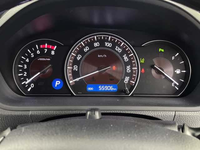 トヨタ エスクァイア Gi プレミアムパッケージ ブラックテーラード 埼玉県 2019(令1)年 5.6万km ホワイトパールクリスタルシャイン 純正ナビ　/バックカメラ　/ＥＴＣ２．０　/コーナーセンサー　/衝突軽減ブレーキ　/レーンキープアシスト　/前席シートヒーター　/ステアリングヒーター　/両側電動スライドドア　/ＷＡＣ　/ドアバイザー　/ＬＥＤヘッドライト/フォグランプ/革巻きハンドル/純正フロアマット