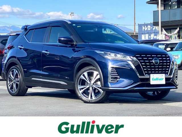 日産 キックス X 静岡県 2022(令4)年 4万km ダークブルー 純正9インチナビ（CD/DVD/BT/フルセグ）/全方位カメラ/プロパイロット/ETC/純正ドライブレコーダー/エンジンスタートボタン/パワーステアリング/パワーウィンドウ/アイドリングストップ/スマートキー/オートエアコン/レーダークルーズコントロール/USB入力端子/純正フロアマット/ハーフレザーシート/前席シートヒーター/ルーフレール/純正アルミホイール/ABS/横滑り防止装置/コーナーセンサー前後/レーンキープアシスト/オートライト/オートマチックハイビーム/LEDヘッドライト/Ｗ+サイドエアバッグ/衝突軽減システム/ＲＡＺＯペダル/ステアリングヒーター/サブウーファー/デジタルインナーミラー