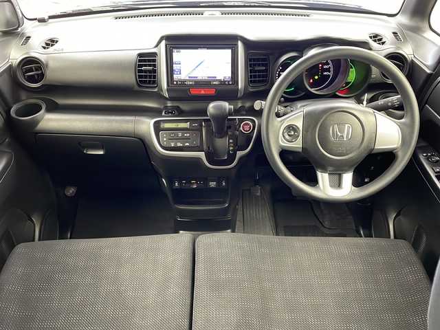 ホンダ Ｎ ＢＯＸ G SSパッケージ 大阪府 2017(平29)年 3.6万km クリスタルブラックパール 社外SDナビ(carrozzeria/AVIC-R206)/【フルセグTV/Bluetooth/CD/DVD/FM/AM】/両側パワースライドドア/バックカメラ/衝突軽減/D/N席シートヒーター/後席サンシェード/後席チップアップシート/ハロゲンヘッドライト/オートライト/ビルトインETC/スマートキー/横滑り防止機能/純正フロアマット/保証書/取扱説明書/点検記録簿