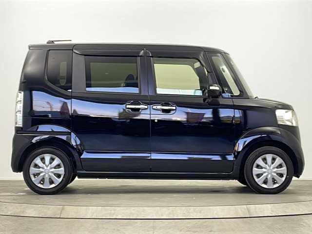 ホンダ Ｎ ＢＯＸ G SSパッケージ 大阪府 2017(平29)年 3.6万km クリスタルブラックパール 社外SDナビ(carrozzeria/AVIC-R206)/【フルセグTV/Bluetooth/CD/DVD/FM/AM】/両側パワースライドドア/バックカメラ/衝突軽減/D/N席シートヒーター/後席サンシェード/後席チップアップシート/ハロゲンヘッドライト/オートライト/ビルトインETC/スマートキー/横滑り防止機能/純正フロアマット/保証書/取扱説明書/点検記録簿