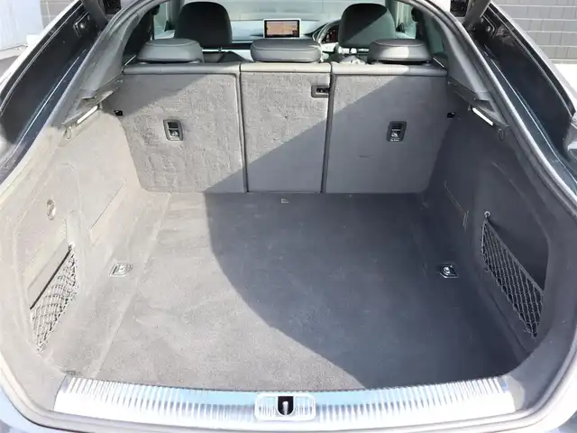 アウディ Ａ５ SB 2．0 TFSI スポーツ 宮城県 2017(平29)年 2.7万km グレー 純正ナビ【ＢＴ／ＣＤ／ＤＶＤ／フルセグＴＶ／ＡＵＸ】/バーチャルコックピット　/バックカメラ　/パーキングアシスト　/アダプティブクルーズコントロール　/Audiプレセンス/Audiサイドアシスト/Audiアクティブレーンアシスト/パーキングエイド/エフィシェンシアシスト/ハーフレザーシート/パワーバックドア/前後ドライブレコーダー　/前席シートヒーター　/前席パワーシート/オートマチックハイビーム/パドルシフト　/純正18インチAW/LEDヘッドライト/アドバンスドキー/禁煙車