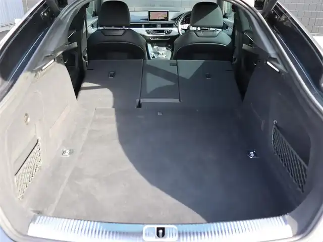 アウディ Ａ５ SB 2．0 TFSI スポーツ 宮城県 2017(平29)年 2.7万km グレー 純正ナビ【ＢＴ／ＣＤ／ＤＶＤ／フルセグＴＶ／ＡＵＸ】/バーチャルコックピット　/バックカメラ　/パーキングアシスト　/アダプティブクルーズコントロール　/Audiプレセンス/Audiサイドアシスト/Audiアクティブレーンアシスト/パーキングエイド/エフィシェンシアシスト/ハーフレザーシート/パワーバックドア/前後ドライブレコーダー　/前席シートヒーター　/前席パワーシート/オートマチックハイビーム/パドルシフト　/純正18インチAW/LEDヘッドライト/アドバンスドキー/禁煙車