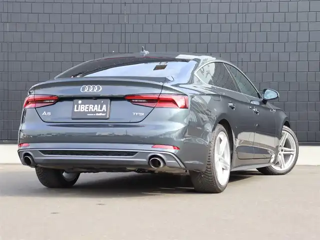 アウディ Ａ５ SB 2．0 TFSI スポーツ 宮城県 2017(平29)年 2.7万km グレー 純正ナビ【ＢＴ／ＣＤ／ＤＶＤ／フルセグＴＶ／ＡＵＸ】/バーチャルコックピット　/バックカメラ　/パーキングアシスト　/アダプティブクルーズコントロール　/Audiプレセンス/Audiサイドアシスト/Audiアクティブレーンアシスト/パーキングエイド/エフィシェンシアシスト/ハーフレザーシート/パワーバックドア/前後ドライブレコーダー　/前席シートヒーター　/前席パワーシート/オートマチックハイビーム/パドルシフト　/純正18インチAW/LEDヘッドライト/アドバンスドキー/禁煙車