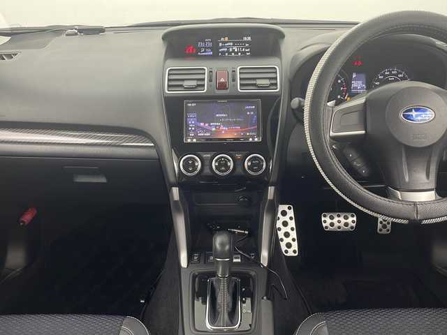 スバル フォレスター S－リミテッド 秋田県 2014(平26)年 5.6万km クリスタルホワイトP 4WD/アイサイトVer2/社外メモリナビ/　　CD/DVD/Bluetooth/フルセグTV/バックカメラ　/パワーバックドア　/レーダークルーズコントロール　/HIDオートライト　/ハーフレザーシート　/前席パワーシート　/前席シートヒーター　/純正18インチアルミホイール/ルーフレール/パドルシフト/前方ドライブレコーダー/スマートキー/ビルトインETC