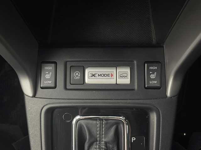 スバル フォレスター S－リミテッド 秋田県 2014(平26)年 5.6万km クリスタルホワイトP 4WD/アイサイトVer2/社外メモリナビ/　　CD/DVD/Bluetooth/フルセグTV/バックカメラ　/パワーバックドア　/レーダークルーズコントロール　/HIDオートライト　/ハーフレザーシート　/前席パワーシート　/前席シートヒーター　/純正18インチアルミホイール/ルーフレール/パドルシフト/前方ドライブレコーダー/スマートキー/ビルトインETC