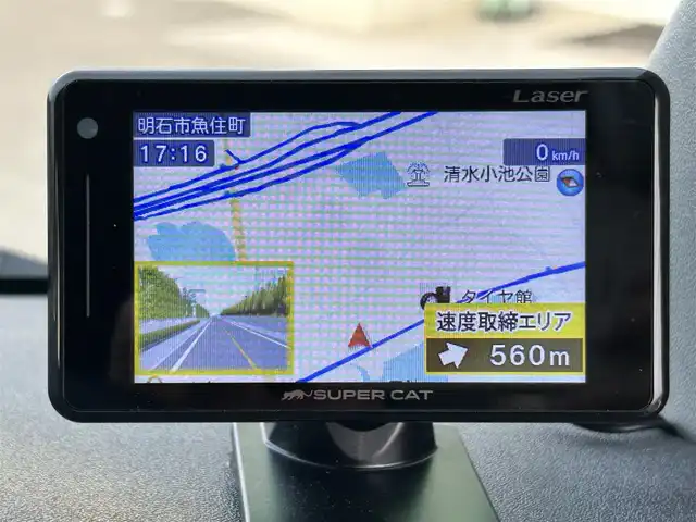トヨタ ハイエース GL 兵庫県 2022(令4)年 1.9万km ホワイトパールクリスタルシャイン ALPINE11インチフローティングナビ/ALPINEフリップダウンモニター/BTオーディオ/AppleCarPlay/フルセグテレビ/CD/DVD再生機能/USBポート/ナビ連動前後ドライブレコーダー/オートハイビーム/ETC/レーダー/全方位カメラ